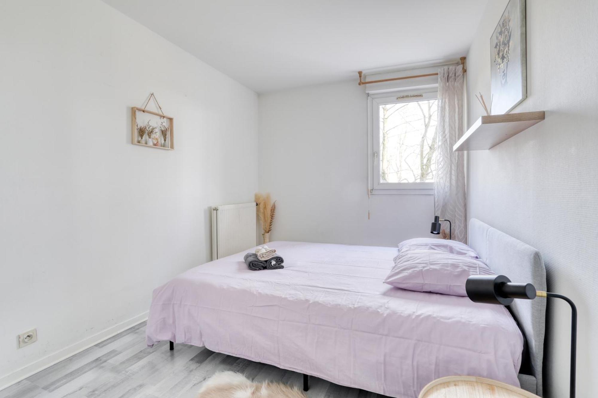 Le Warm Cocon - Spacieux T3 - 5 Personnes - Wifi Et Parking Rosny-sous-Bois Esterno foto