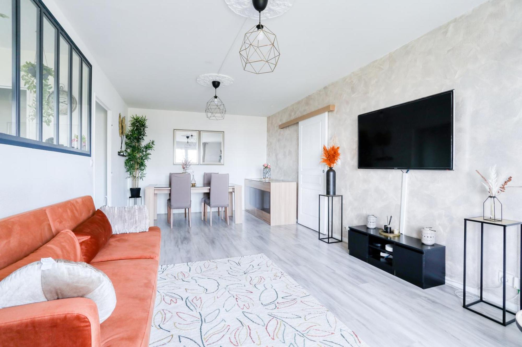 Le Warm Cocon - Spacieux T3 - 5 Personnes - Wifi Et Parking Rosny-sous-Bois Esterno foto