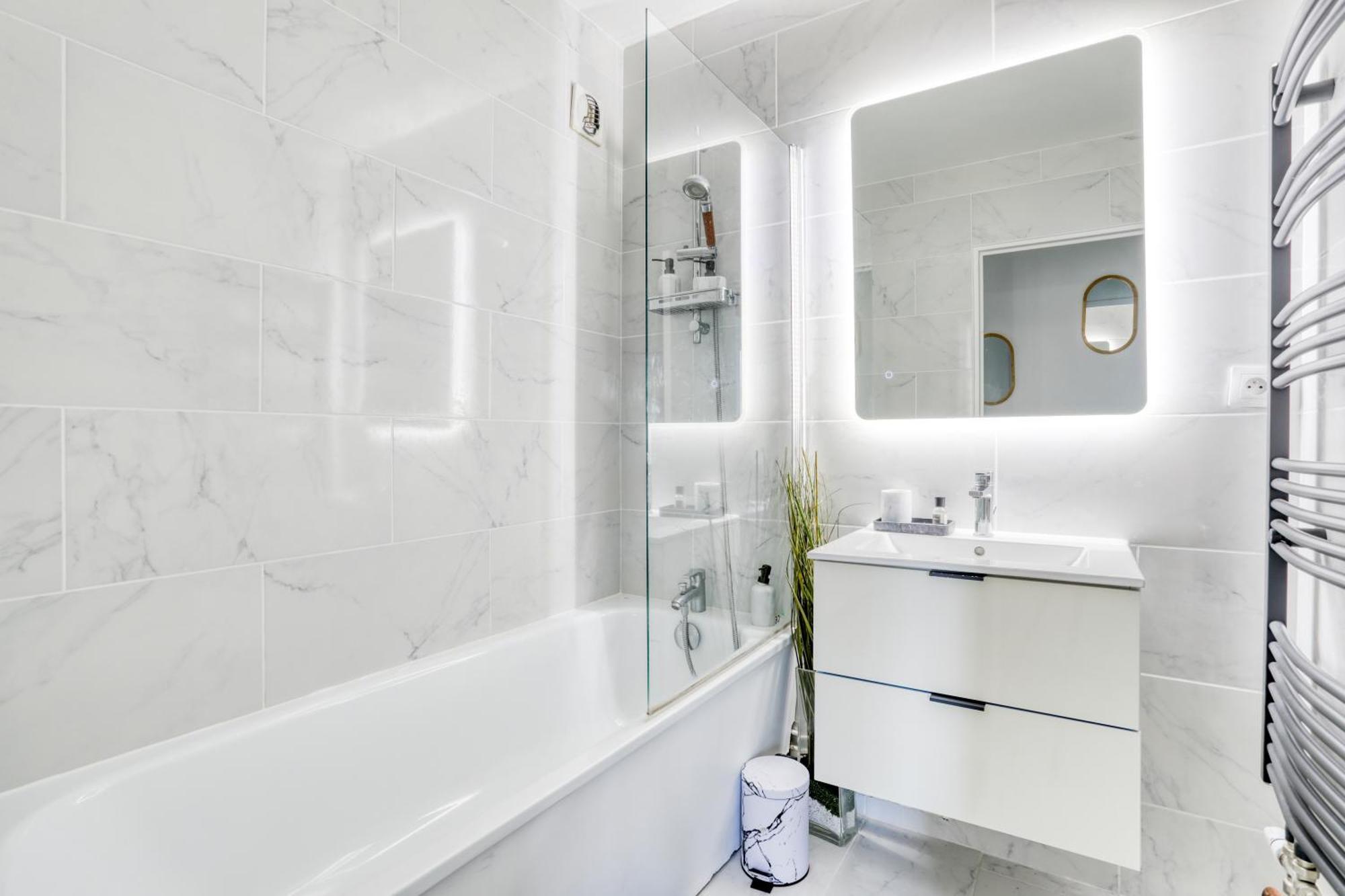 Le Warm Cocon - Spacieux T3 - 5 Personnes - Wifi Et Parking Rosny-sous-Bois Esterno foto