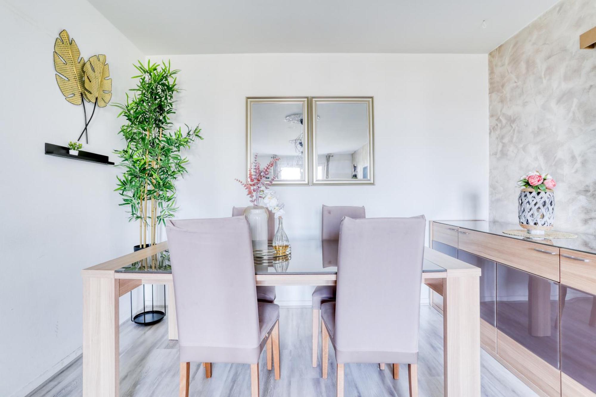 Le Warm Cocon - Spacieux T3 - 5 Personnes - Wifi Et Parking Rosny-sous-Bois Esterno foto
